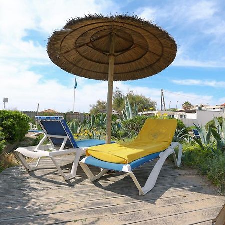 Appartements Acces Prive Plage De La Bergerie Hyères Esterno foto