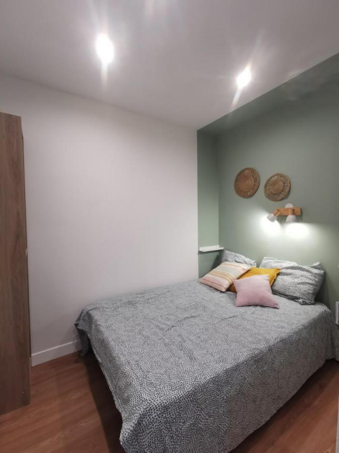 Appartements Acces Prive Plage De La Bergerie Hyères Esterno foto