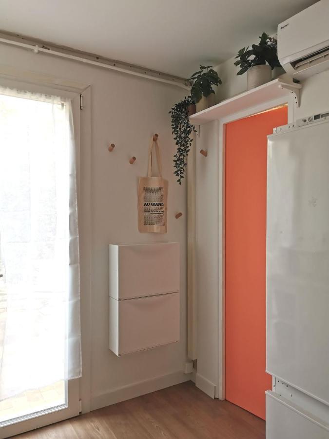 Appartements Acces Prive Plage De La Bergerie Hyères Esterno foto