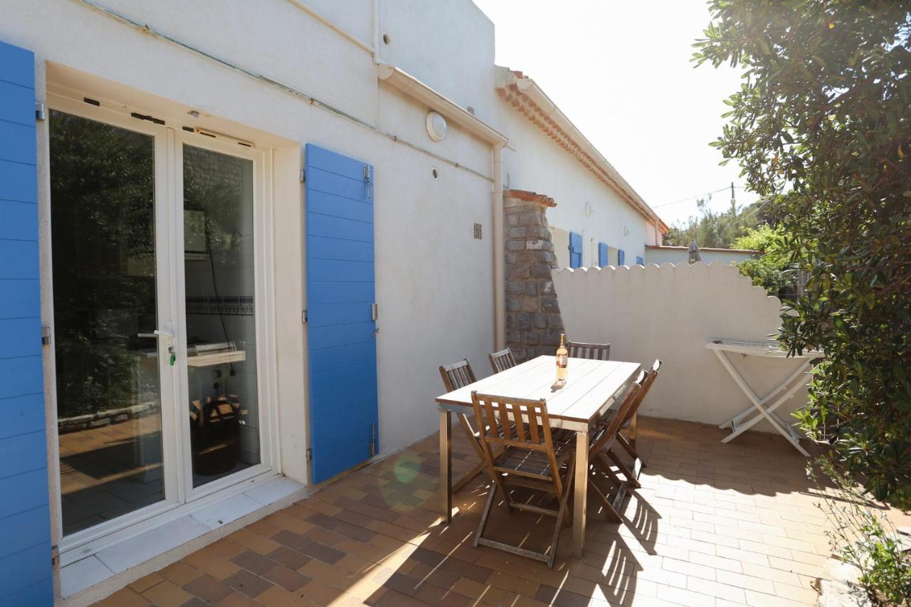 Appartements Acces Prive Plage De La Bergerie Hyères Esterno foto
