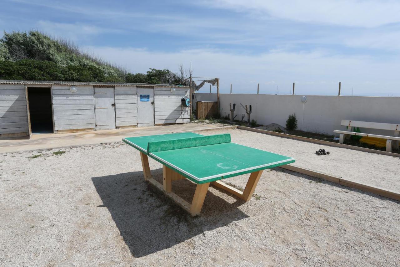 Appartements Acces Prive Plage De La Bergerie Hyères Esterno foto